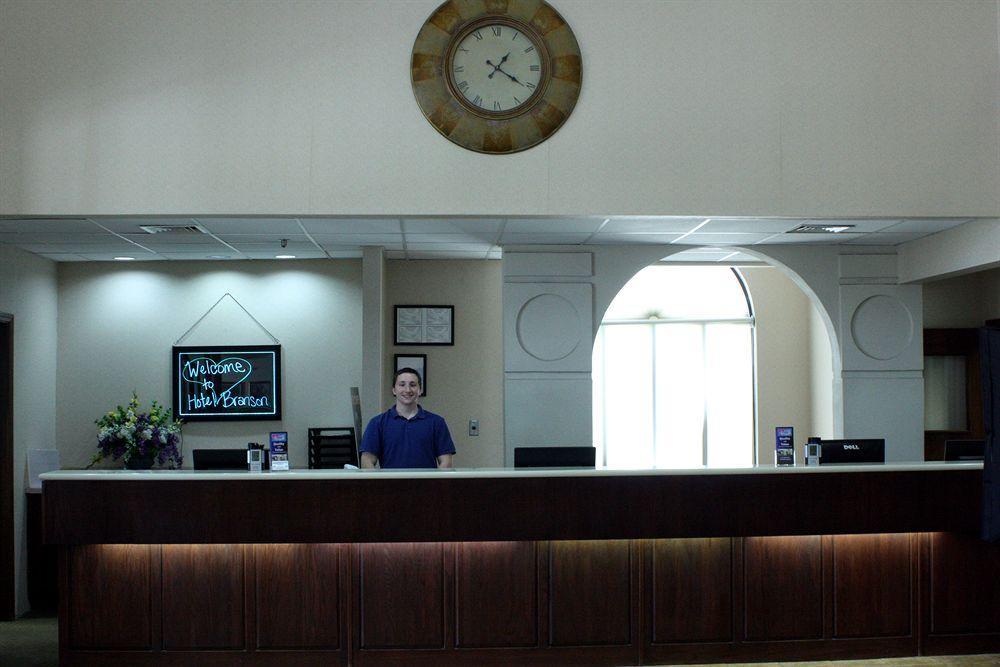 Angel Inn - By The Strip Branson Zewnętrze zdjęcie